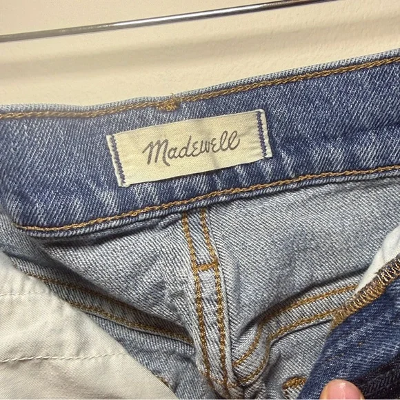 Madewell The Perfect Vintage Jean | High‑Rise Classic Blue Denim | Size 28 - Picture 4 of 6